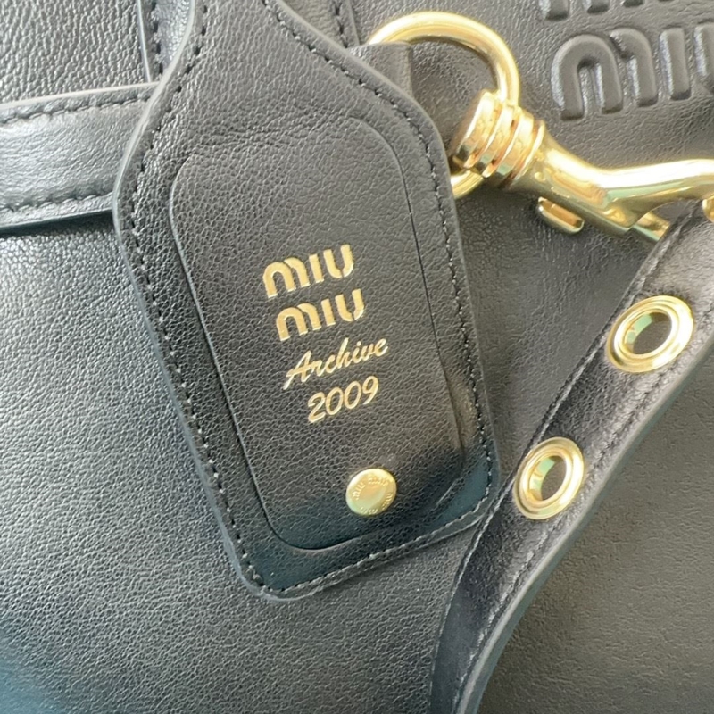 Miu Miu Tote Bags